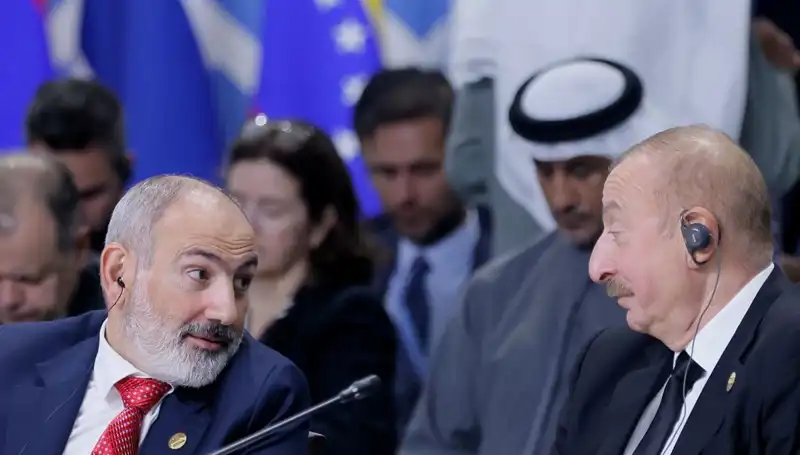 Aliyev ve Paşinyan: Barış Anlaşması İçin Tarihi Buluşma Gerçekleşiyor