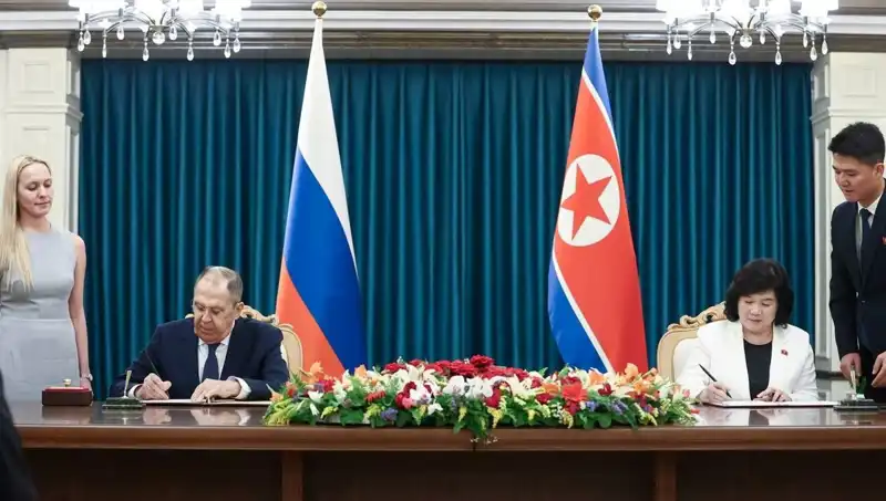 Rusya ve Kuzey Kore: Lavrov'un Sıcak Temasları Yeniden Başladı