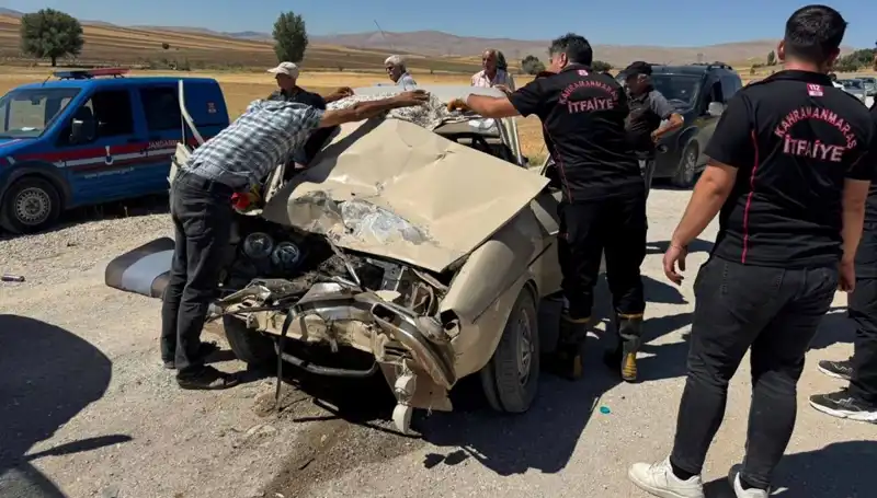 Kahramanmaraş’ta Kamyonet ve Otomobil Çarpıştı: Detaylar Ortaya Çıktı