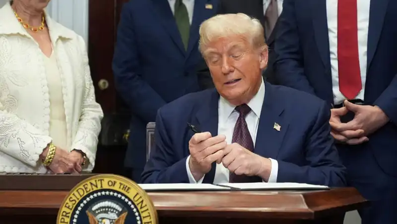Trump’tan Beyaz Saray’a Lüks Dokunuş: 200 Milyon Dolarlık Proje Detayları Açıklandı