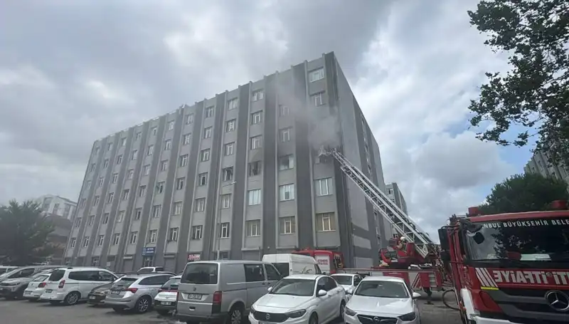Çorap İmalathanesinde Patlayan Yangın: Arka Plandaki Sebepler ve Sonuçları