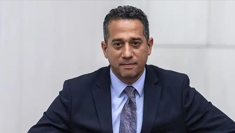 Ali Mahir Başarır: CHP'nin Enerjik İsimlerinden Biri ve Siyasi Kariyeri