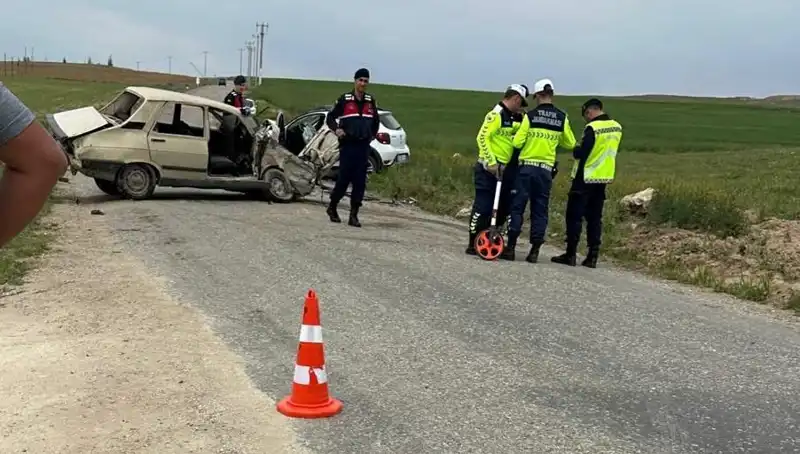 Annesini Ziyarete Giderken Hayatını Kaybeden Genç Kadın Trafik Kazasında Feci Şekilde Can Verdi