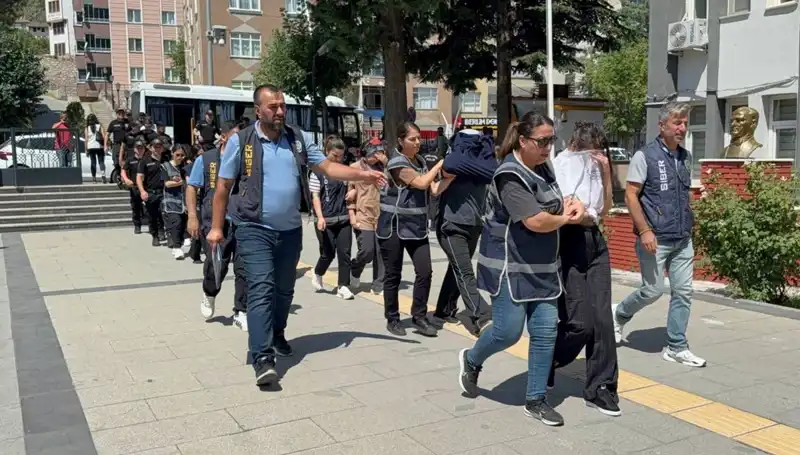 12 İl'de Yasa Dışı Bahis Operasyonu: 21 Kişi Gözaltına Alındı!