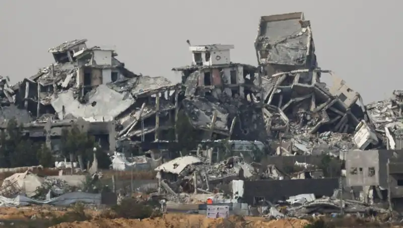 Gazze’deki İsrail Saldırıları: 24 Saatte 153 Filistinli Hayatını Kaybetti