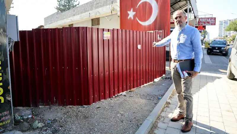 Tapulu Arazi İddiasta Sokağı Kapatan İnşaatın Ardındaki Gizemli Olay