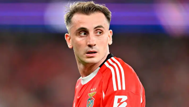 Fenerbahçe'de Kerem Aktürkoğlu'na Giden Yolda Gece Yarısı Gelişmesi
