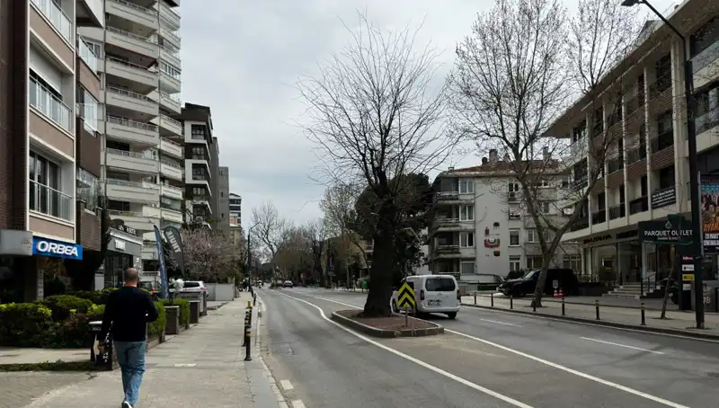 Kadıköy'de Tehlike Saçan Cadde: Sürekli Kaza Olan Nokta