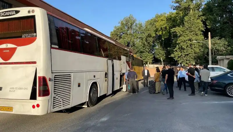 Şiraz'da Otobüs Faciası: 21 Kişinin Hayatını Kaybetmesine Neden Olan Kazanın Ayrıntıları