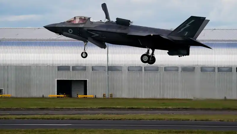 İngiltere'nin F-35 Krizi: Yedek Parça ve Personel Eksiklikleri Savaş Gücünü Tehdit Ediyor