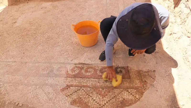 Mardin'de Bin 500 Yıllık Mozaik Keşfi: Tarih Tekrar Gün Yüzüne Çıkıyor