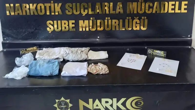 Uyuşturucu Tacirinin Ilginç Yöntemi: Midesinden Kapsül Kapsül Uyuşturucu Çıktı