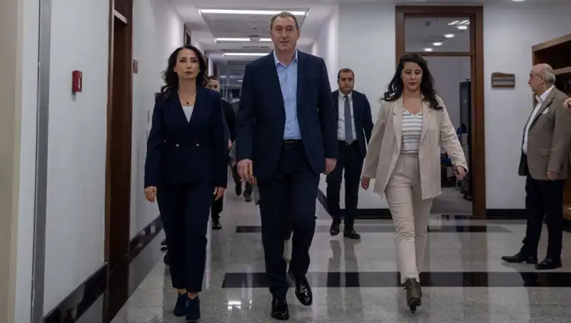 DEM Parti Heyetinin Siyasi Turu: Bugün İki Kritik Toplantı Gerçekleşecek