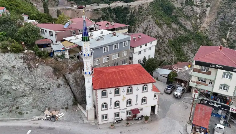 Yurdun Dört Bir Yanından Çelik Minare Siparişleri Yağıyor: Yüksek Maliyet ve Taleple Değişen Görünüm