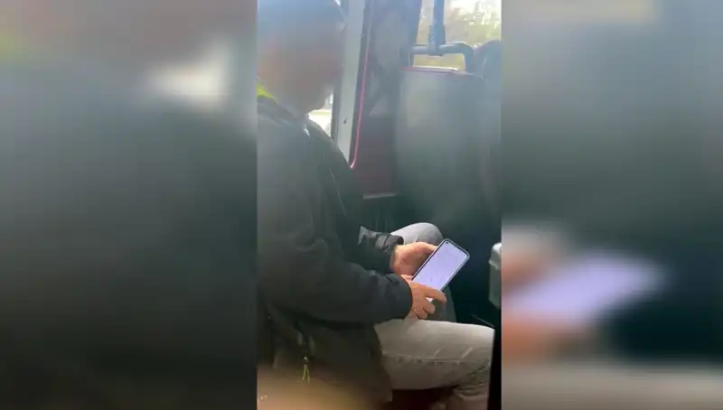 Minibüste Genç Kızı Taciz Eden Şüpheli Zamanla Yakalandı!