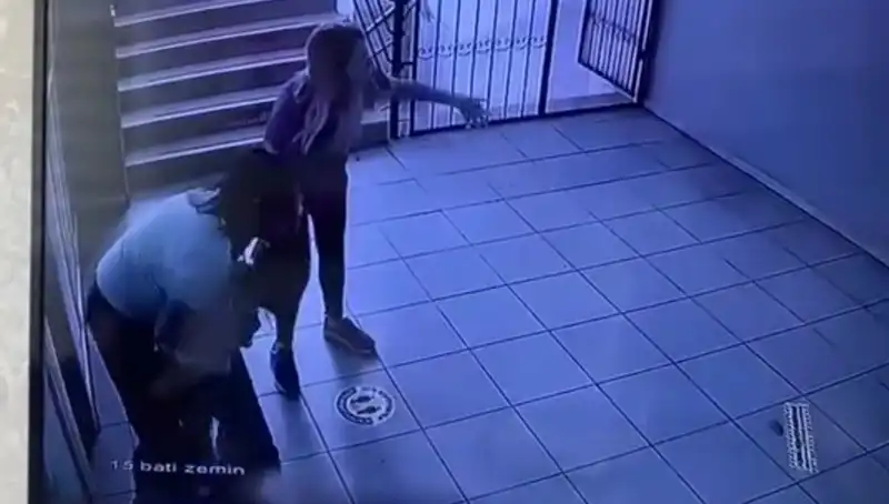 Öğretmenin Kararlılığıyla Hayat Kesen An: Heimlich Manevrası İle Kurtarılan Öğrenci