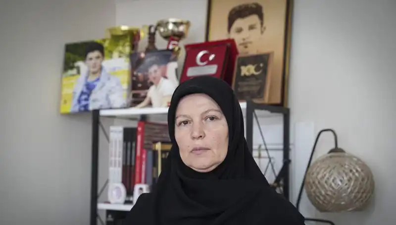 15 Temmuz'un Unutulmaz Şehidi: 16 Yaşındaki Mahir Ayabak ve Annesinin Tarifi Zor Acısı