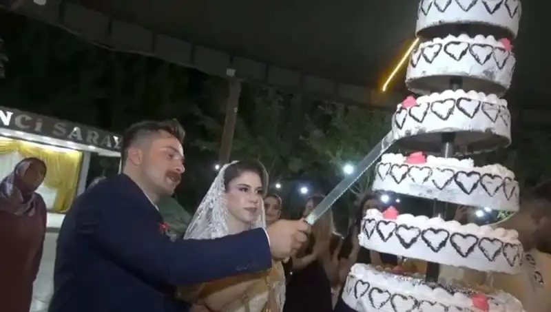 Düğün Gecesi Hüsranı: Gelin Hastaneye Koştu, Davetliler Şokta