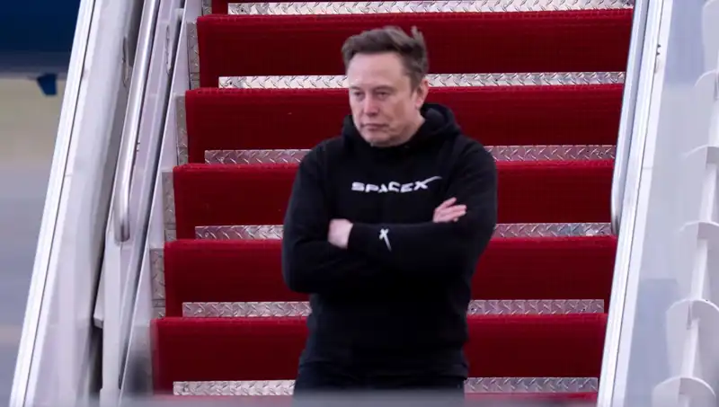Musk'ın Avukatlarından Şaşırtıcı İddia: "Bilgisayar Kullanmadığına Dair Savunma!"