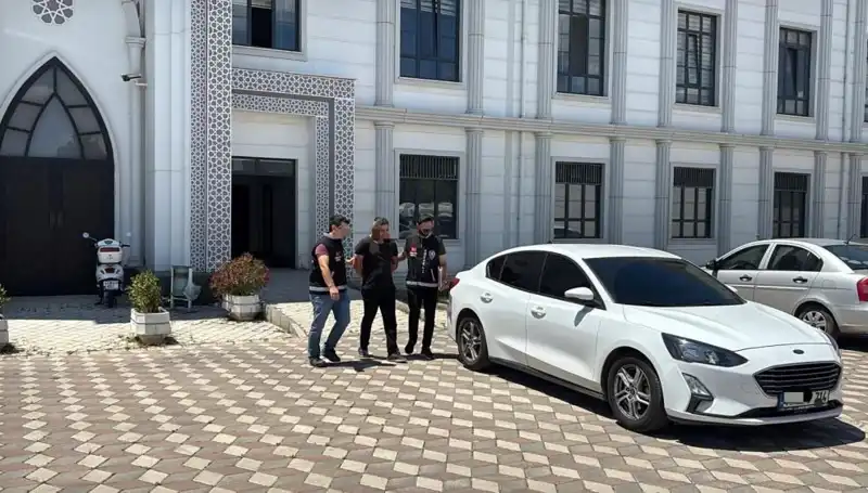 Kocaeli'de Şok Eden Cinayet: Katil Zanlısı Hızla Tutuklandı!