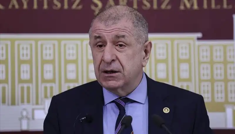 MİT Mensuplarını İfşa İddiası: Ümit Özdağ Hakkında Beraat Kararı!