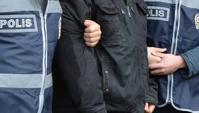 Bursa'da Kaçak Sigara Üreten 4 Şüpheli Yakalandı: Operasyon Detayları