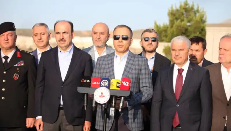 Bayram Sabahı İçin Önemli Ulaşım Uyarısı: Bakan Yerlikaya'dan Dikkat Çeken Açıklamalar